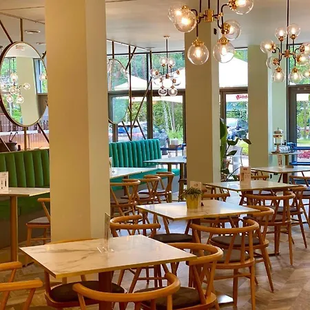 Apartpark Lividus338 4*